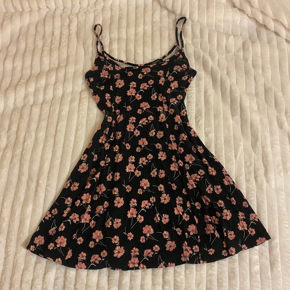 🌸 Vintage Forever 21 Black and Cherry Blossom Printed Slinky Circle Mini Dress
